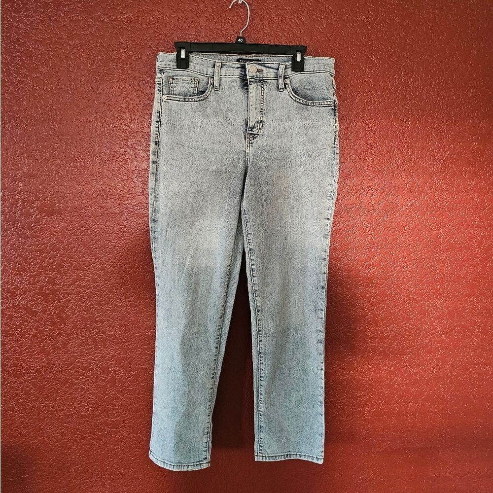 Light Wash Denim Jeans
